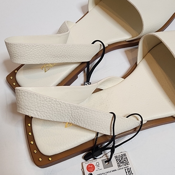 NWT Zara Flat White Leather Slider Sandals With Heel Strap Size EU 38 Stud Detai - Picture 4 of 16